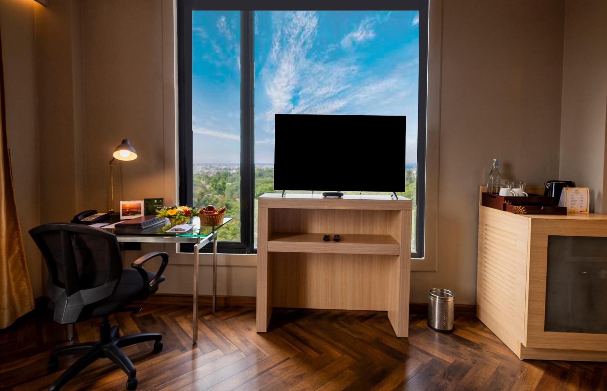 Hotel Polo Towers אגרטלה מראה חיצוני תמונה