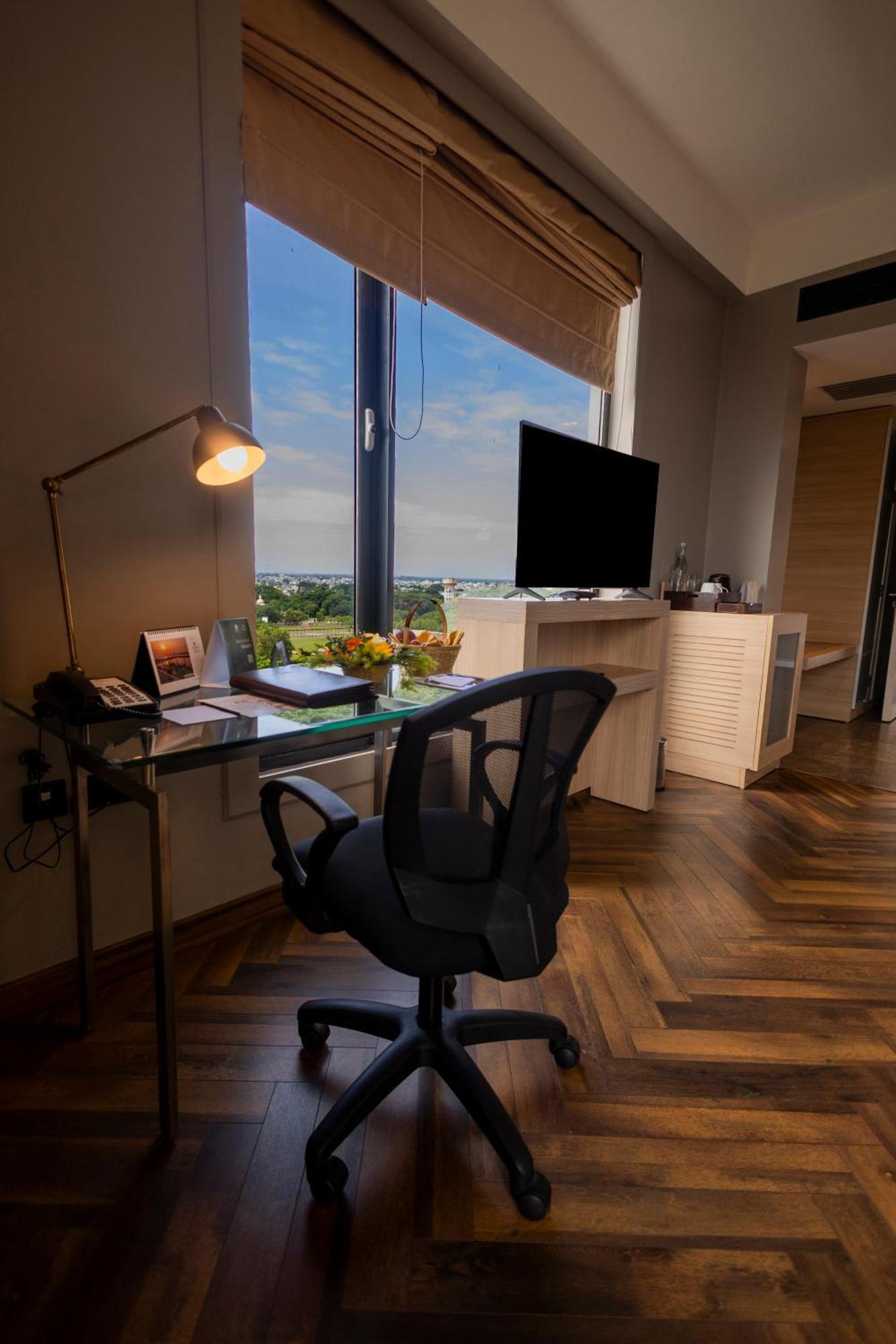 Hotel Polo Towers אגרטלה מראה חיצוני תמונה